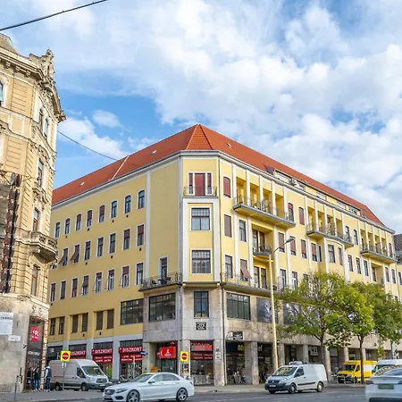 Appartement Rakoczi Stylish Entire *